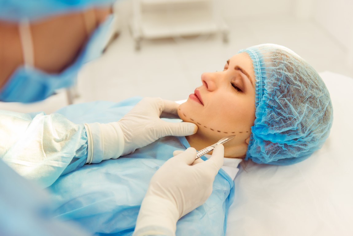 Upper Blepharoplasty Under Anticoagulant or Antiplatelet Therapy: Is Safety Still a Concern?