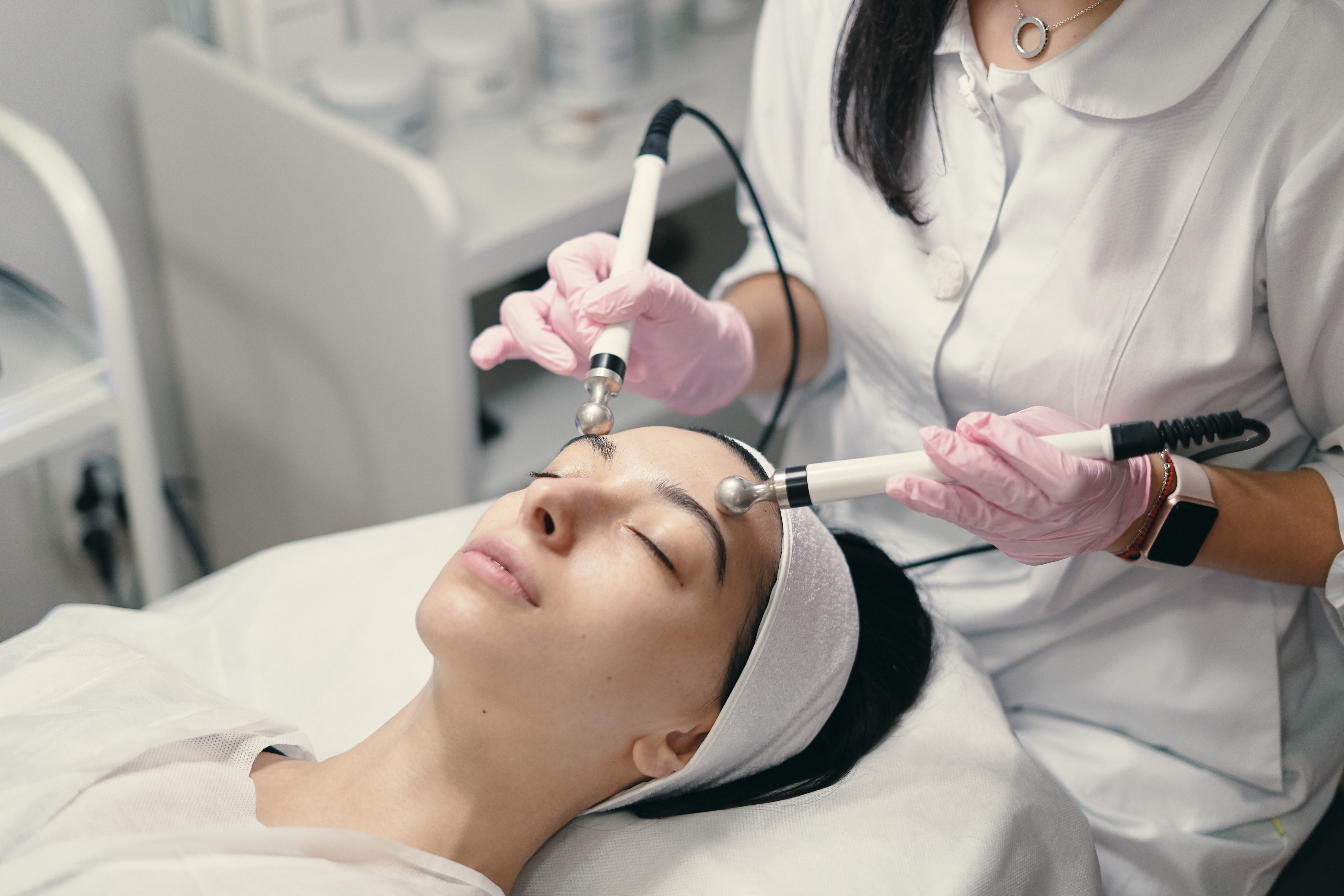 Standardized Clinical Photography for Improving Dermatological Treatment Adherence (Scoping Review): Evidence Landscape and Research Gaps